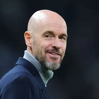 Erik ten Hag praised the 'great leadership' of his captain Bruno Fernandes in the wake of United's win against Everton on Sunday